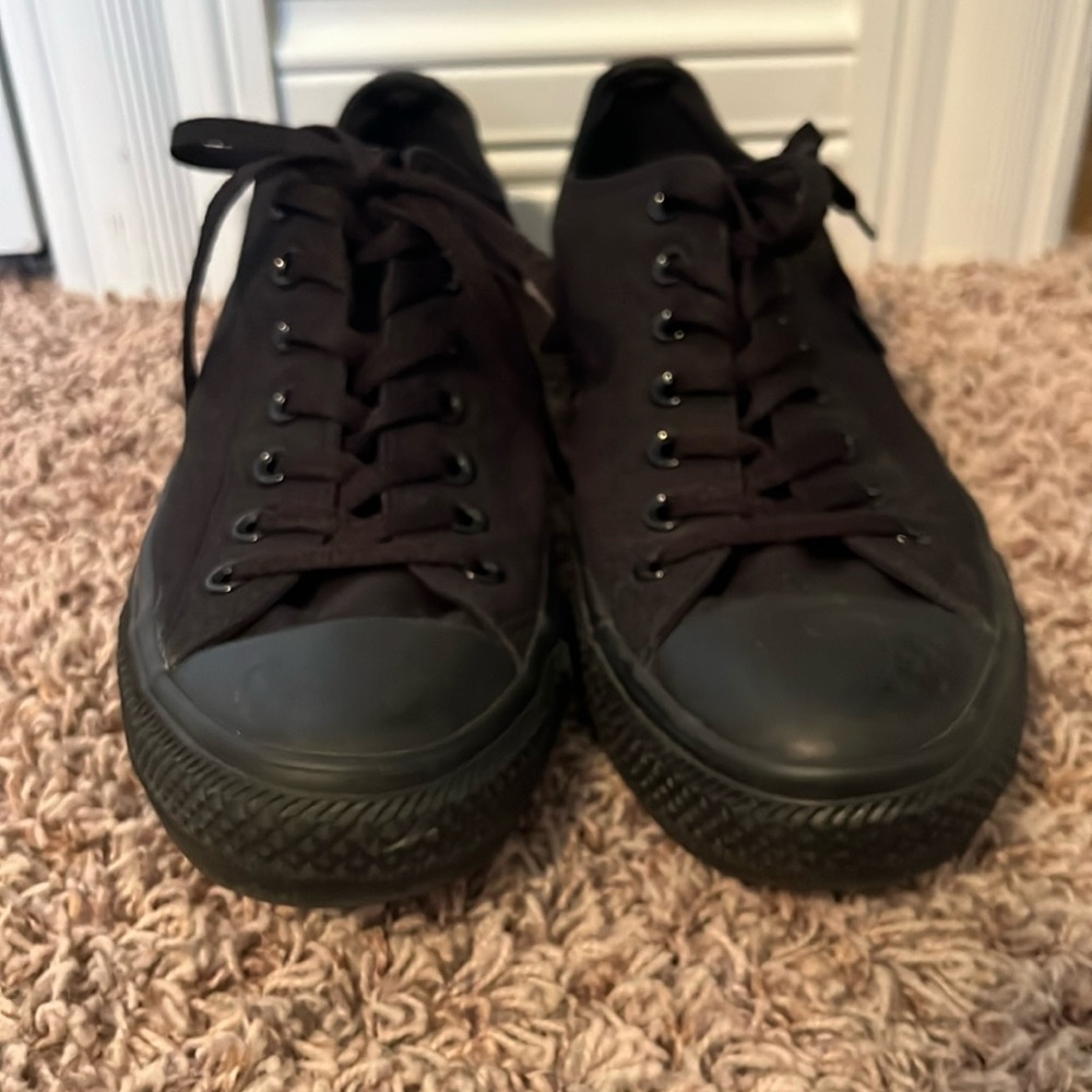 Converse black on black men’s size 11 sneakers